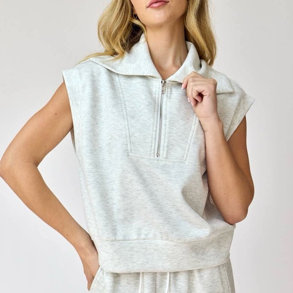 Yogalicious Tops - Yogalicious Light Gray/Ivory Sleeveless Half Zip-Up Sweatshirt Yoga Top size L